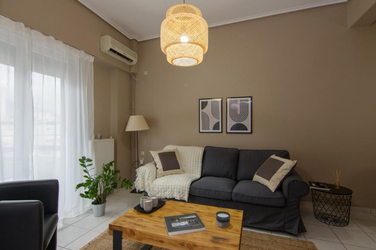 Apt 48, Cozy Apartment In Kalamata City Center Buitenkant foto