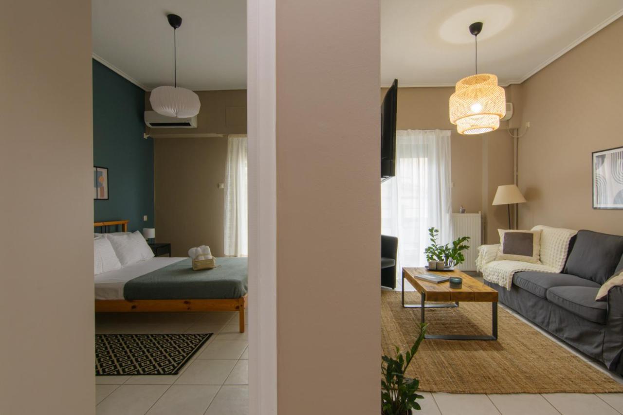 Apt 48, Cozy Apartment In Kalamata City Center Buitenkant foto